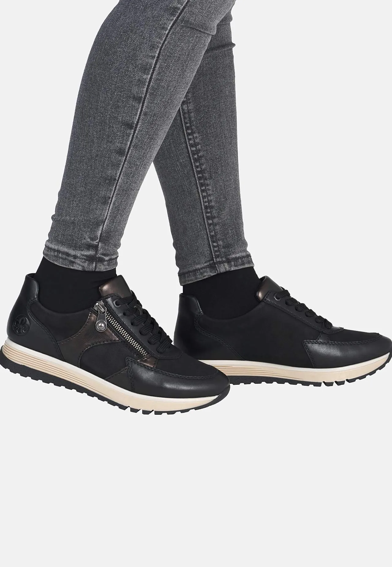 Discount Bekväm sneaker i skinn Sneakers|Skinnskor