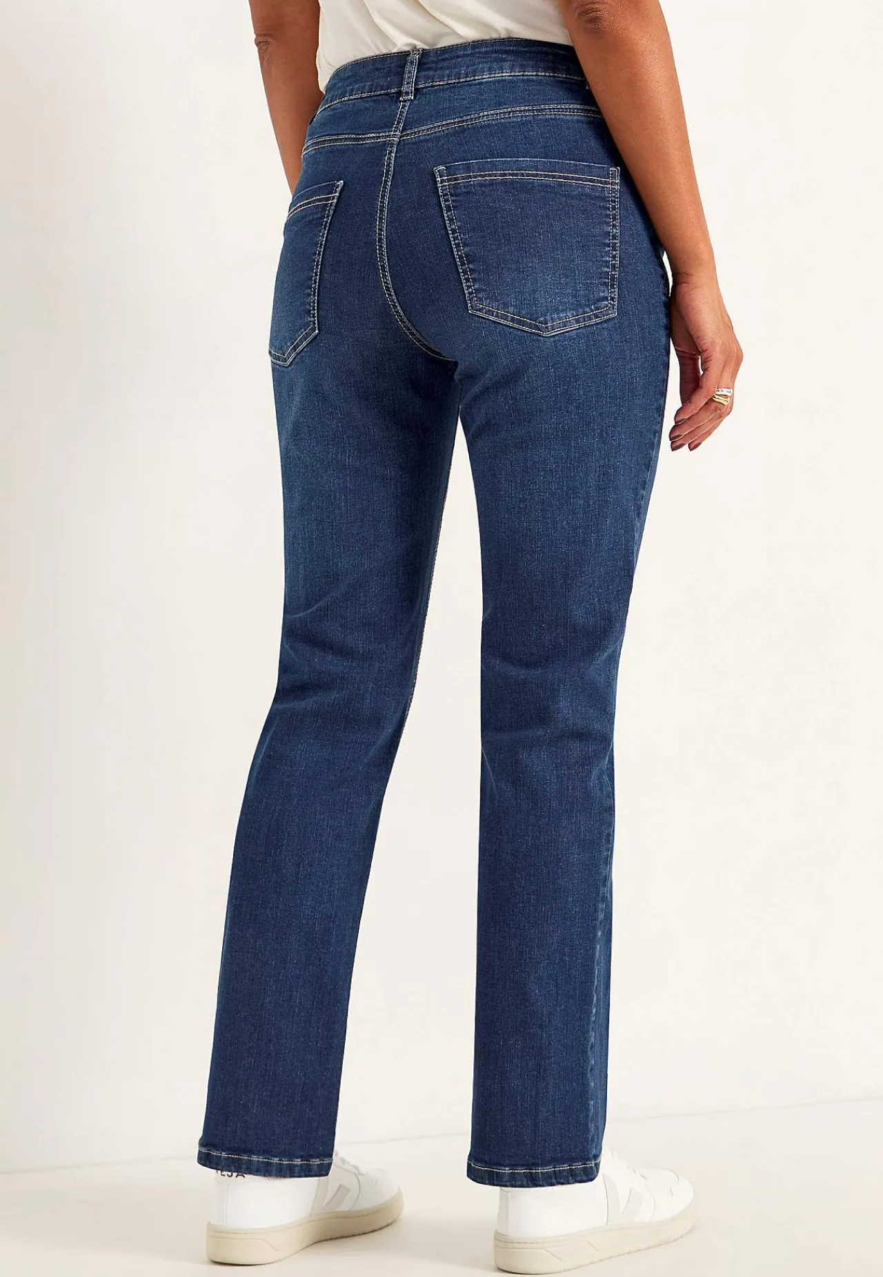 New Bekväma stretchjeans med rakt ben Jeans|Jeansplagg