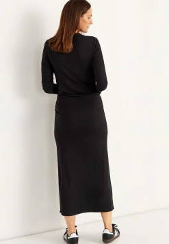 Figurnära trikåklänning Klänningar & Kjolar|Plus Size