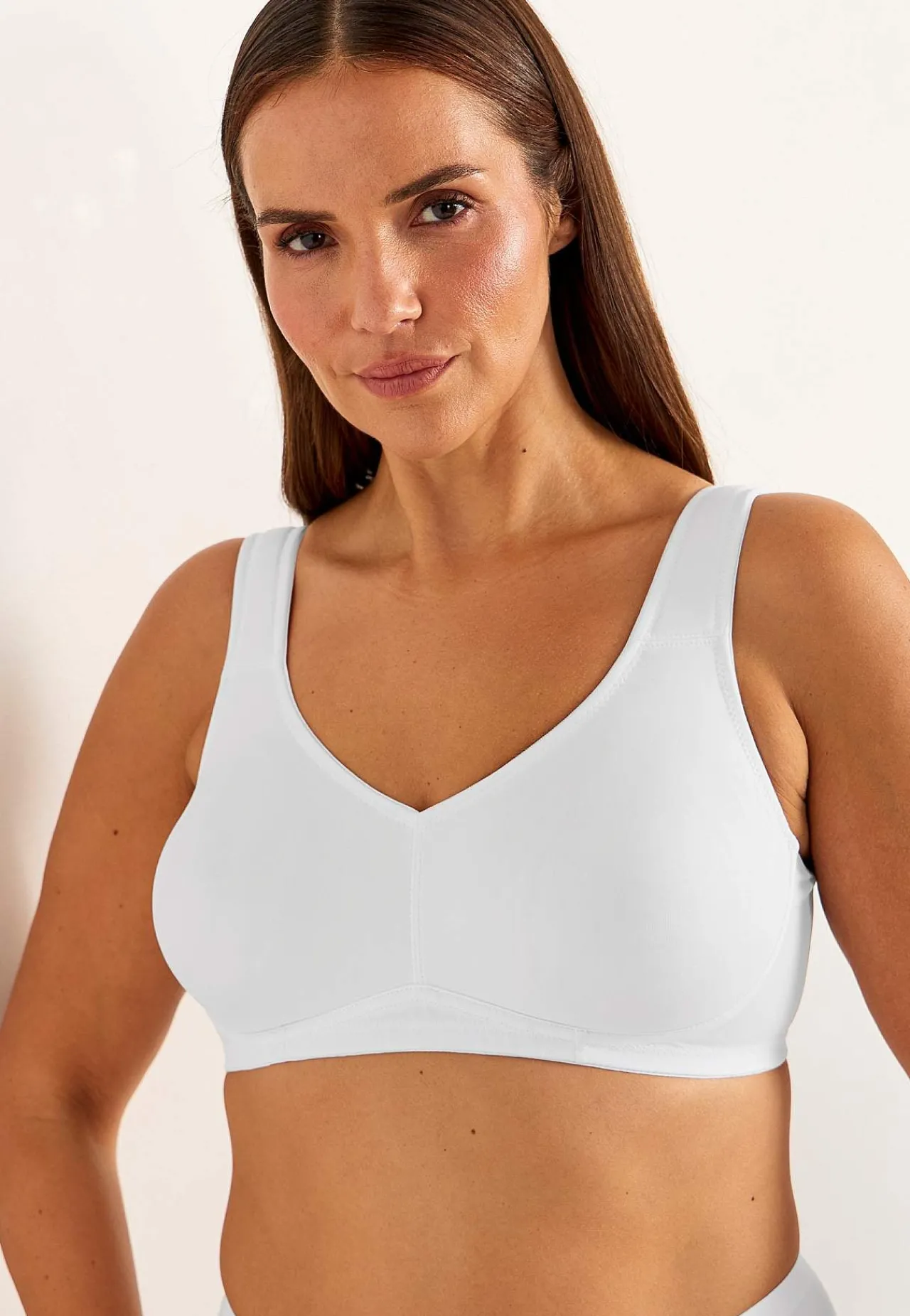 Ovadderad soft-bh Ingrid Basplagg|Plus Size