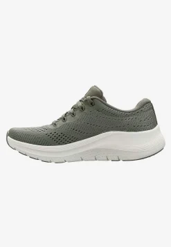 Clearance Sneaker Arch Fit 2.0 Big League Sneakers