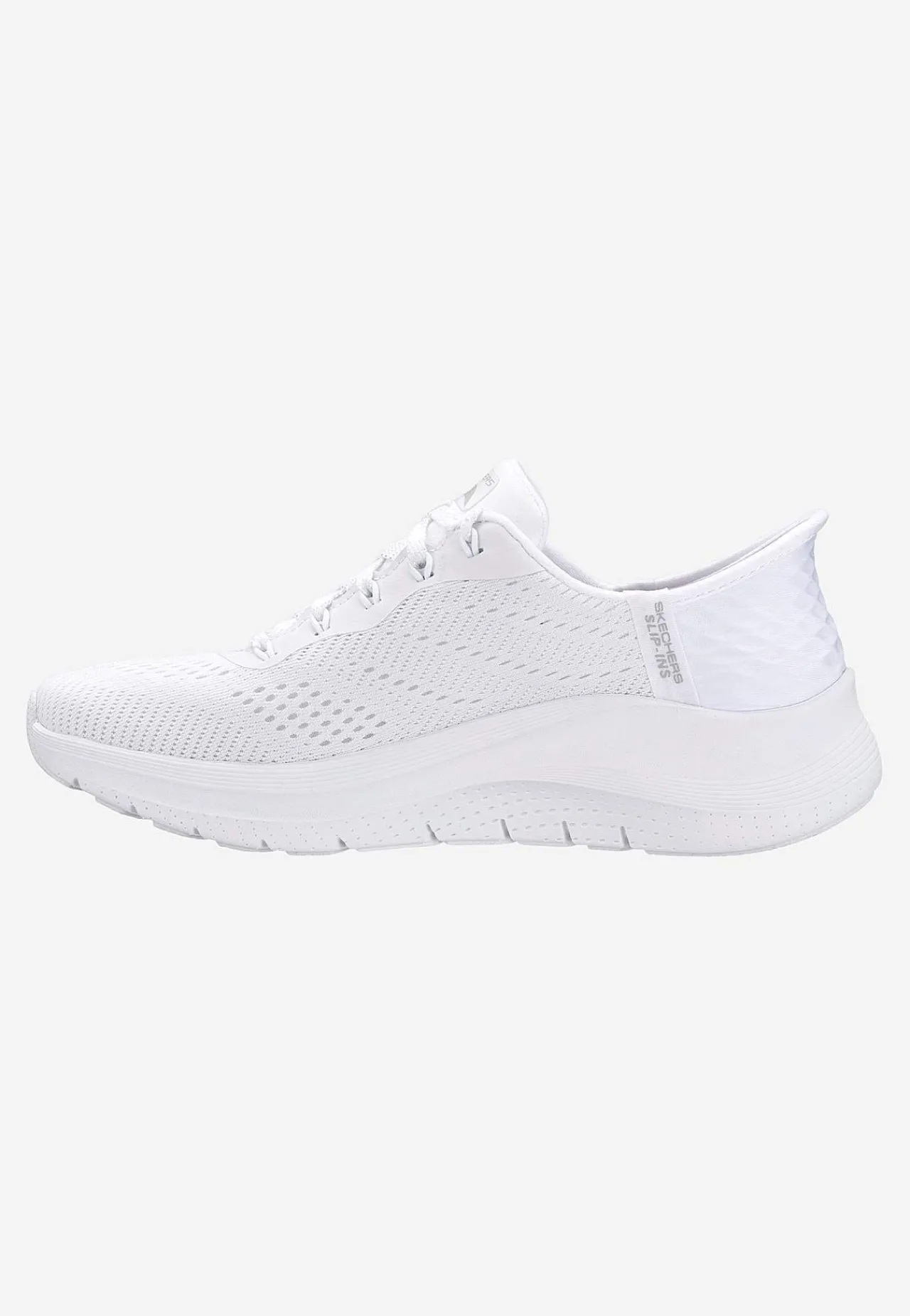 Hot Sneaker Slip-Ins: Arch Fit 2.0- Easy Chic Sneakers